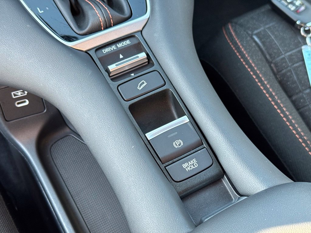 Certified 2024 Honda HR-V Sport image 23