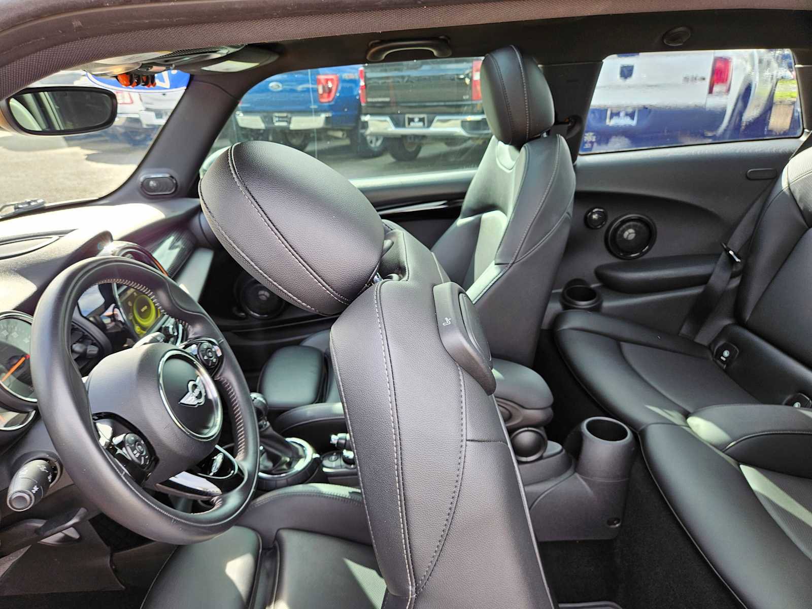 Used 2016 MINI Cooper S image 18