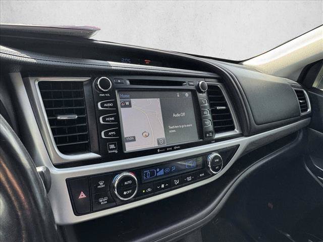 Certified 2018 Toyota Highlander Limited Platinum AWD/4WD image 13