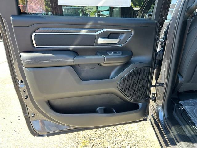 New 2026 RAM 1500 4x4 Crew Cab image 13