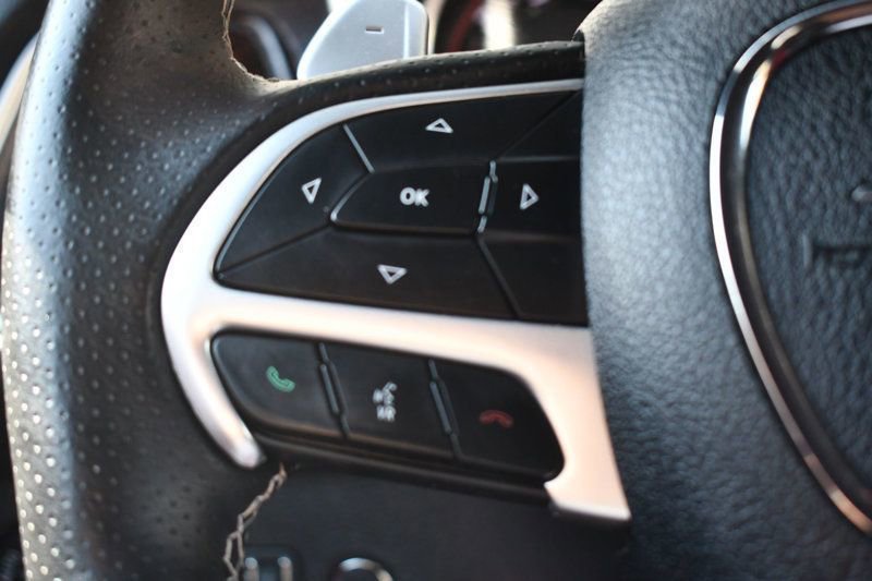 Used 2018 Dodge Challenger SRT w/ Technology Group image 16