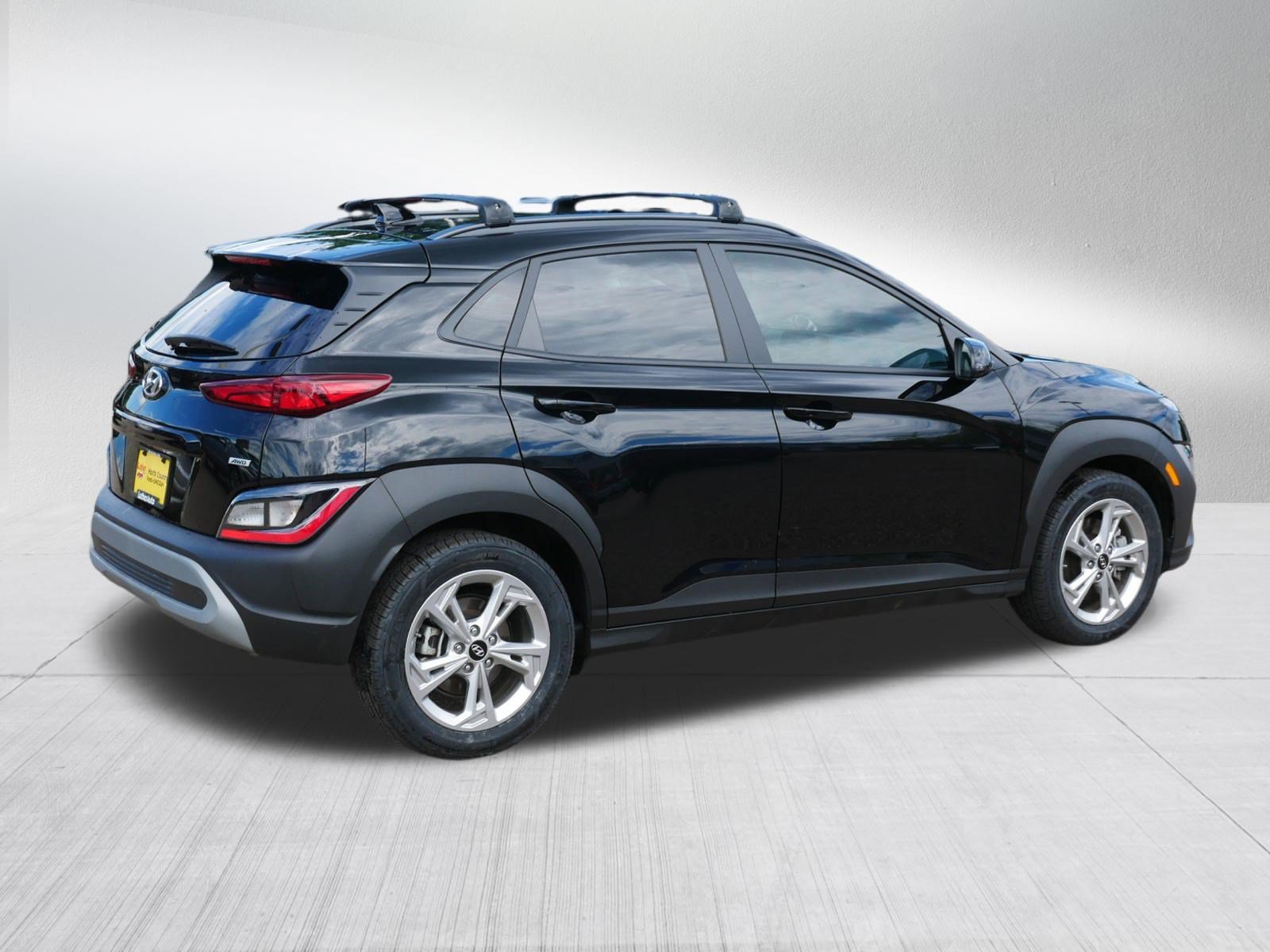 Used 2022 Hyundai Kona SEL w/ Convenience Package AWD/4WD image 7