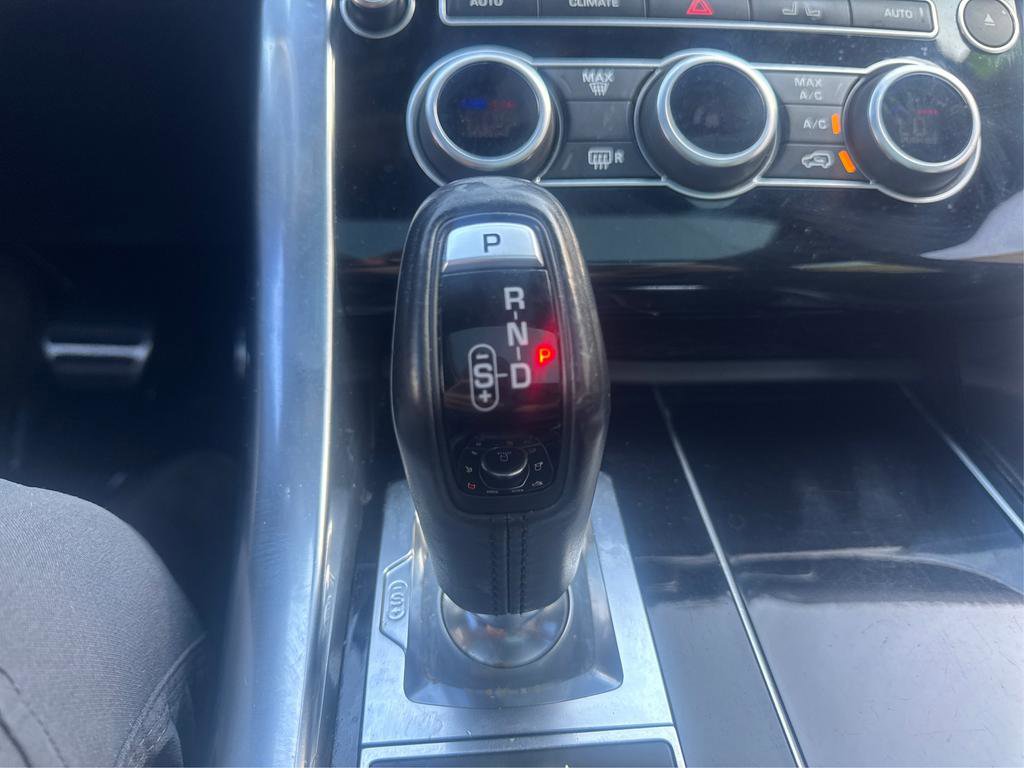 Used 2016 Land Rover Range Rover Sport Supercharged AWD/4WD image 29