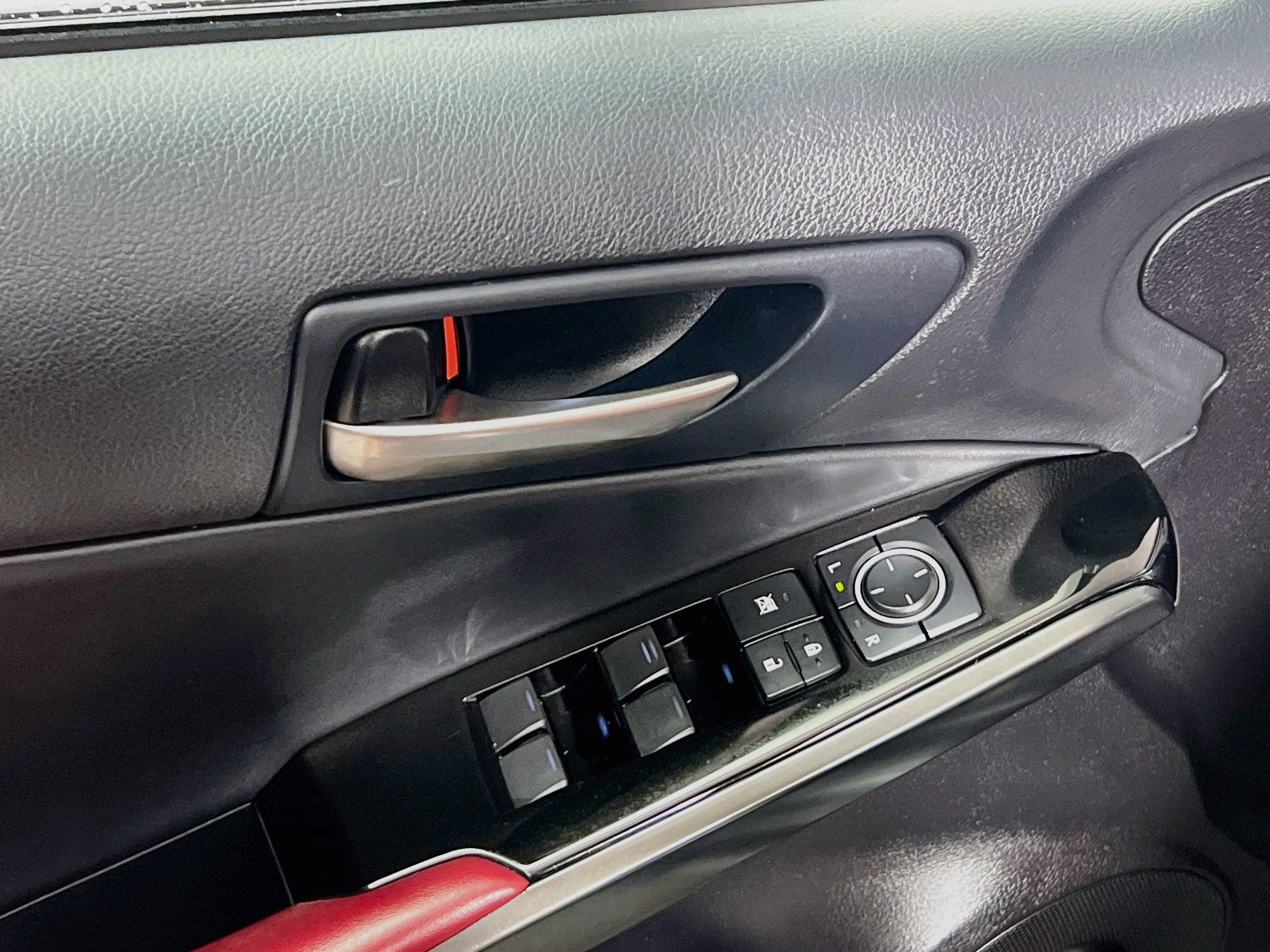 Used 2024 Lexus IS 350 F Sport RWD image 16