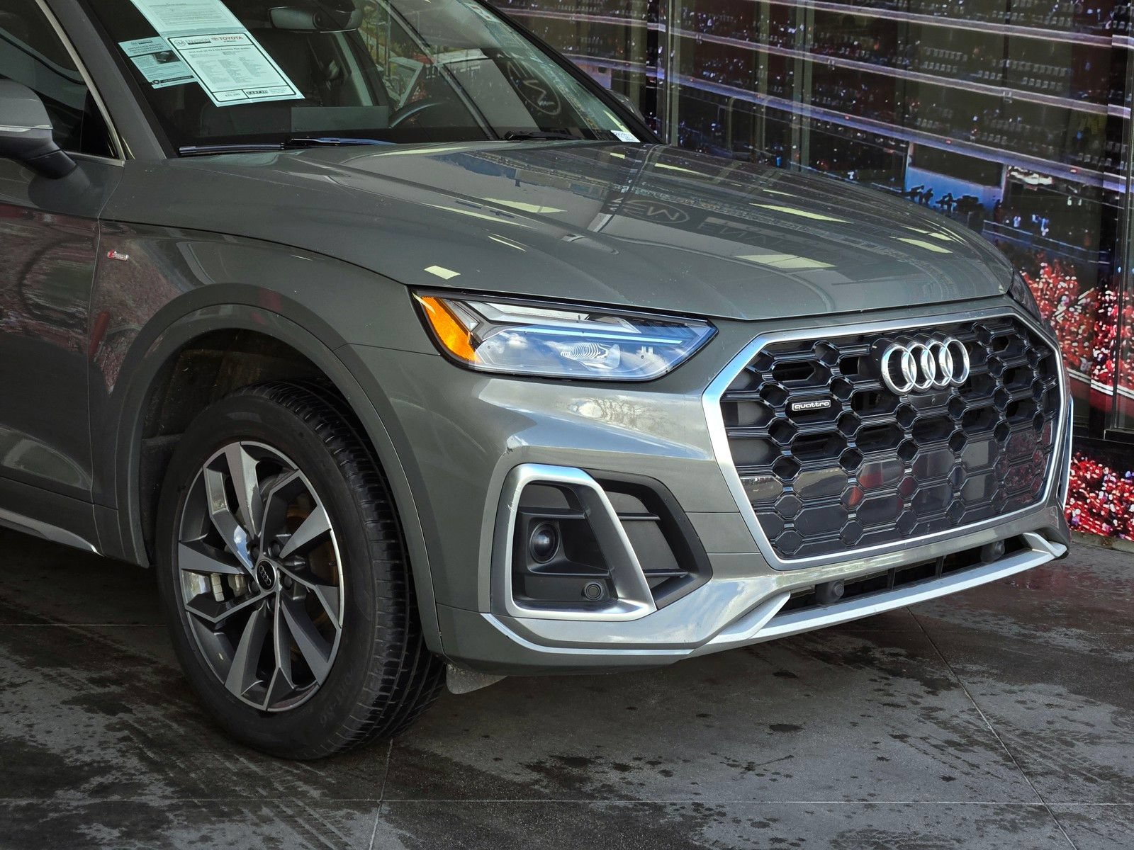 Used 2024 Audi Q5 2.0T Premium Plus AWD/4WD image 2