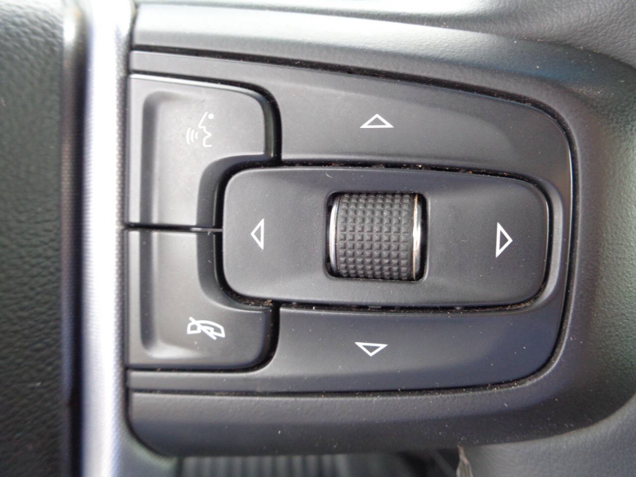 Used 2023 GMC Sierra 2500 SLE w/ SLE Convenience Package AWD/4WD image 16
