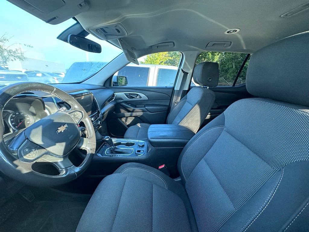 Used 2018 Chevrolet Traverse LT FWD image 6