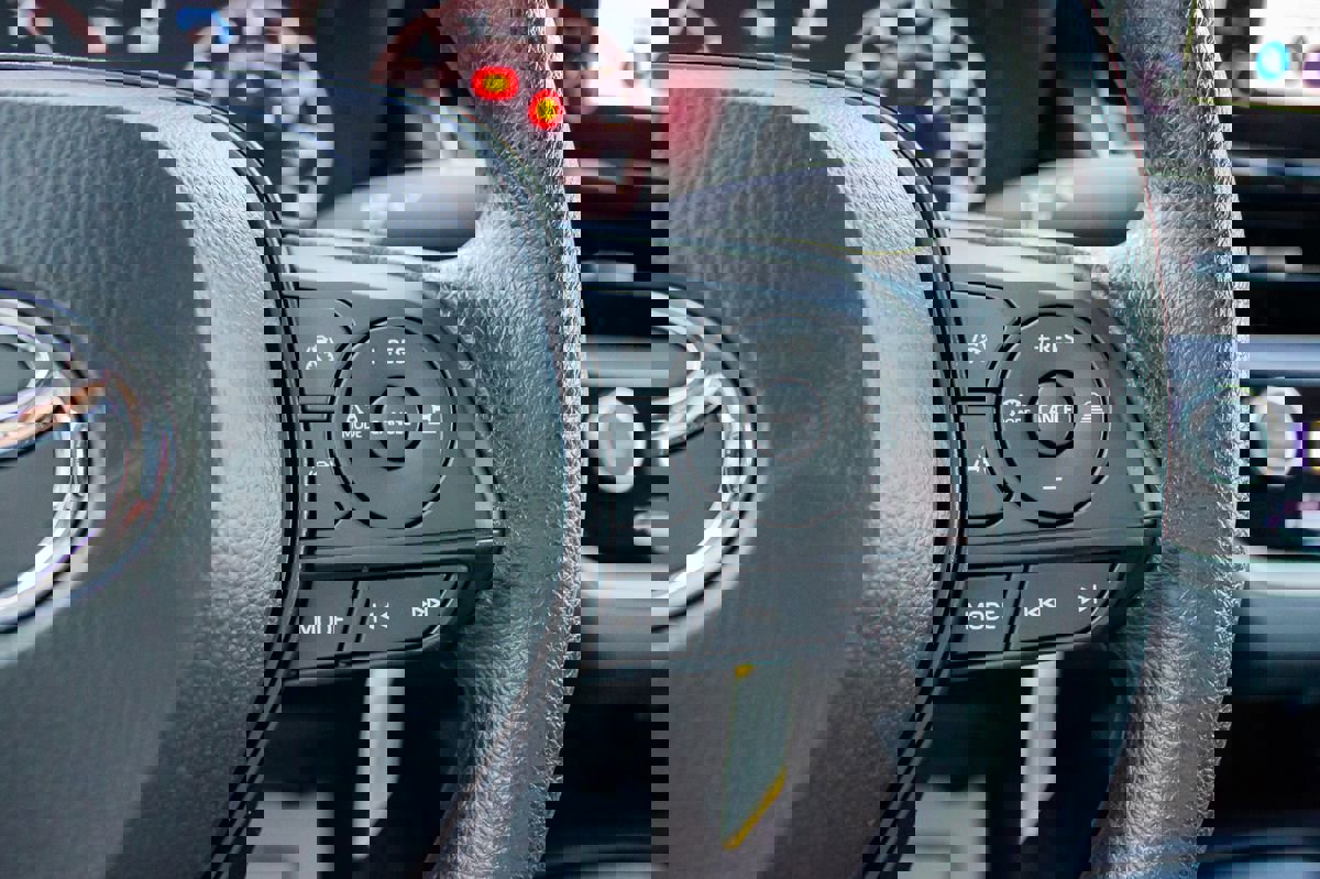 Used 2024 Toyota Corolla LE image 25