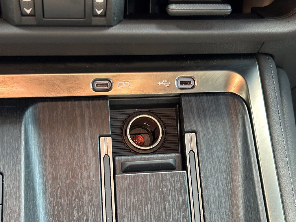 Used 2024 Lexus GX 550 w/ Accessory Package (2T) AWD/4WD image 40
