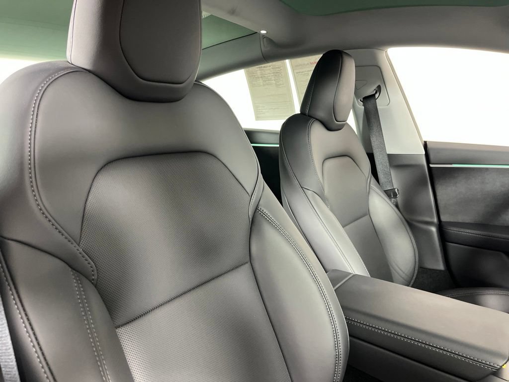 Used 2025 Tesla Model 3 Long Range AWD/4WD image 9