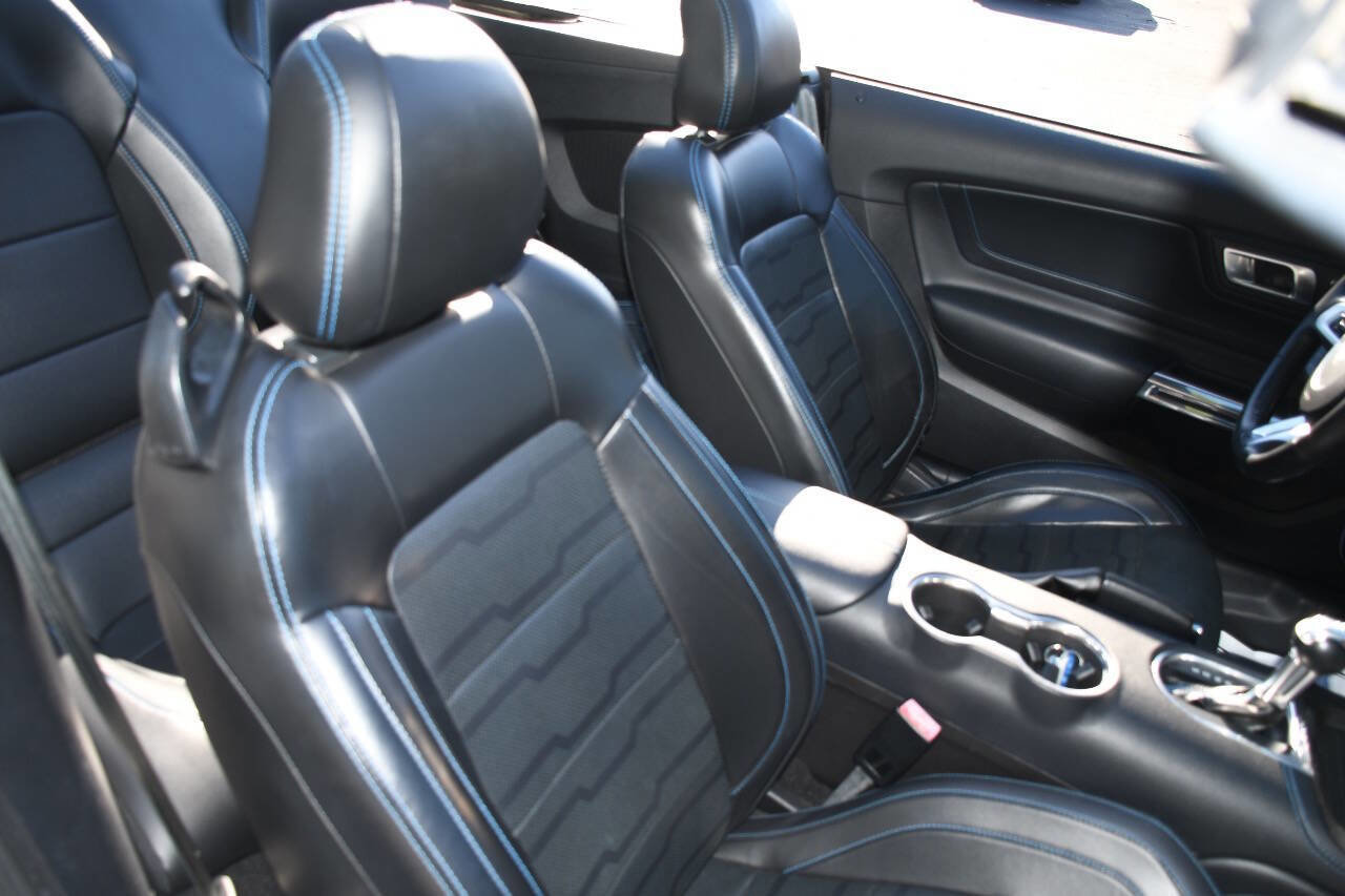 Used 2019 Ford Mustang Premium w/ Equipment Group 201A RWD image 30