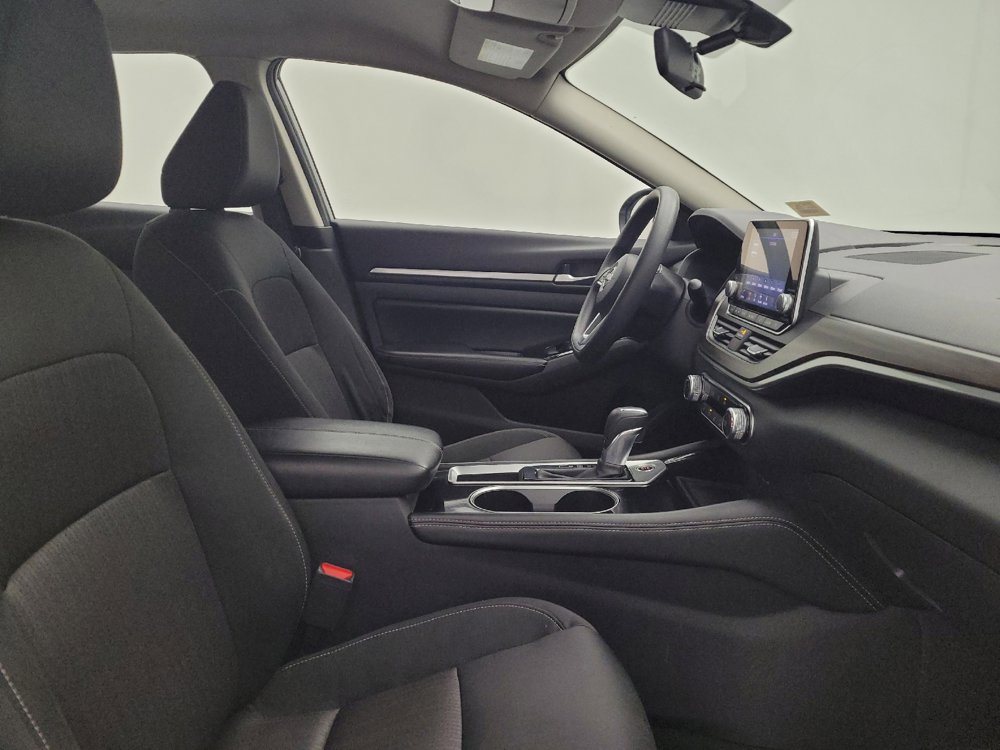 Used 2023 Nissan Altima 2.5 SV image 21