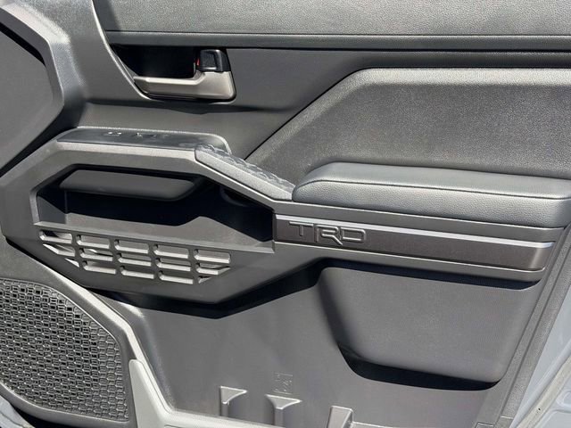 Used 2024 Toyota Tacoma TRD Off-Road image 6