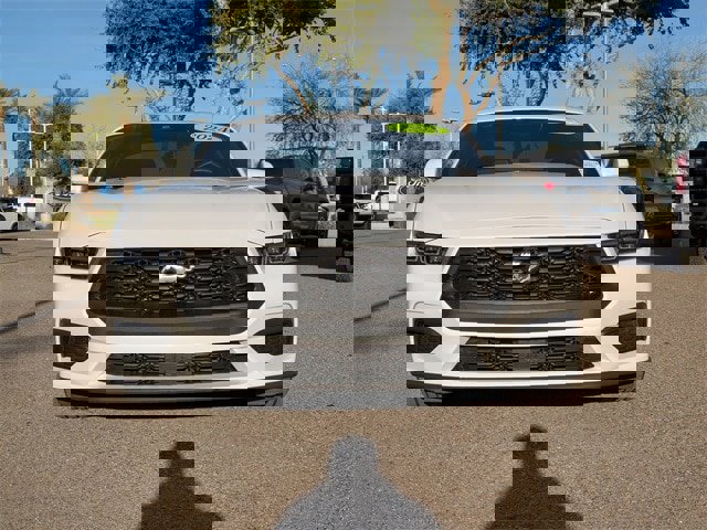 Used 2024 Ford Mustang Coupe image 9