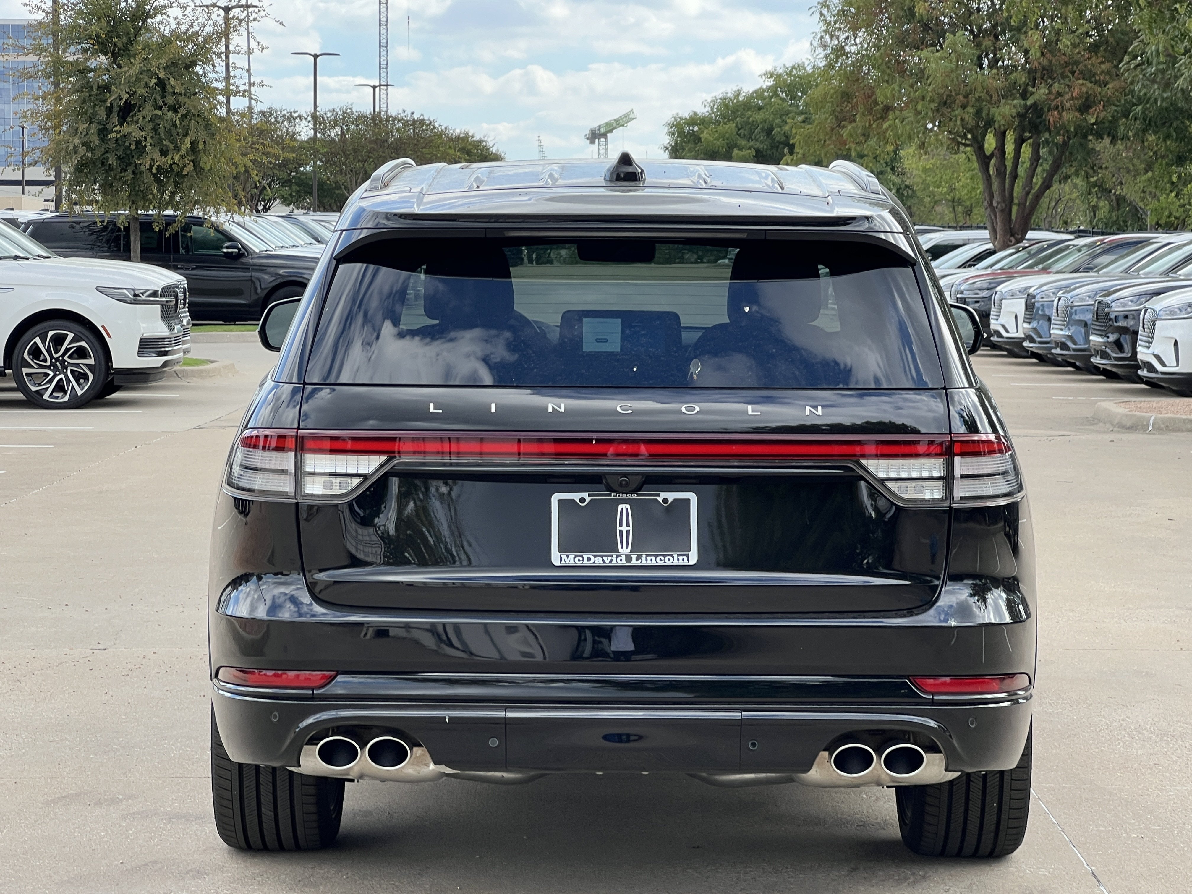 New 2026 Lincoln Aviator Reserve w/ Jet Appearance Package RWD image 8