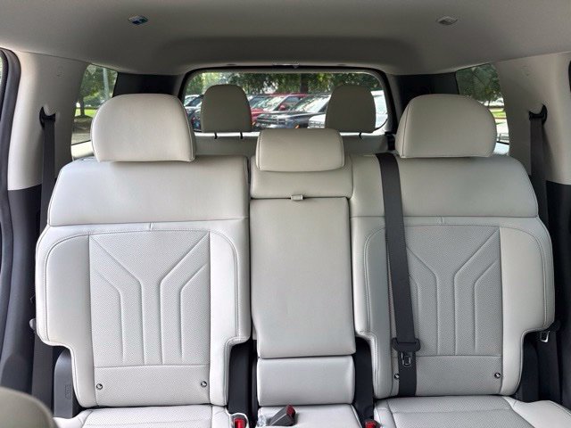 Used 2025 Hyundai Santa Fe SEL AWD/4WD image 27