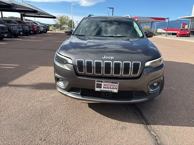 Used 2019 Jeep Cherokee Limited w/ Luxury Group image 2