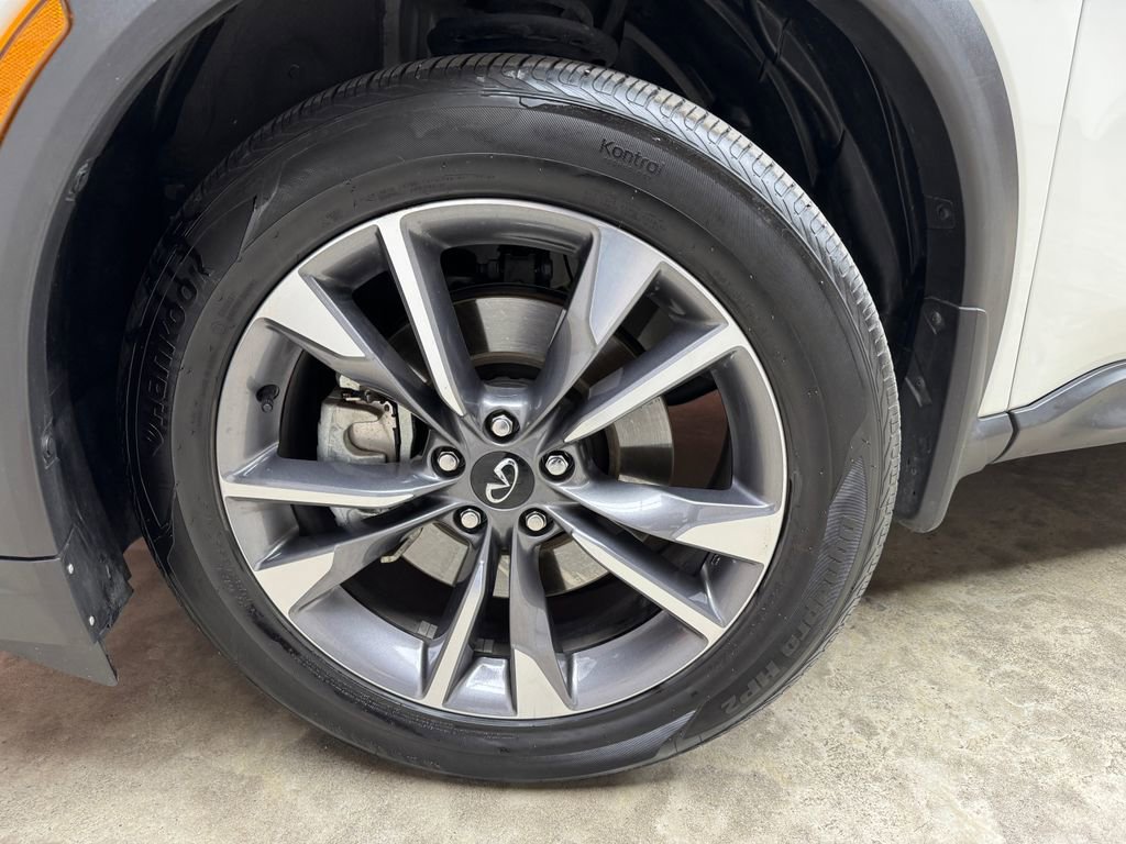 Used 2024 INFINITI QX60 Luxe w/ Performance Audio Package image 28