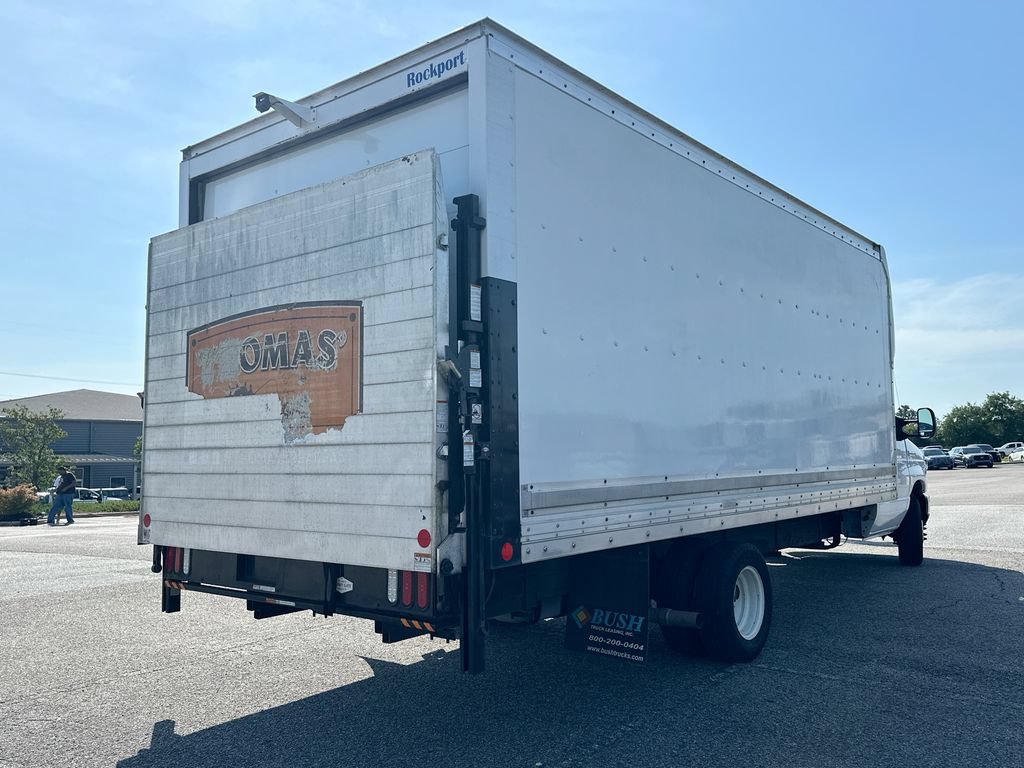 Used 2022 Ford E-450 and Econoline 450 Super Duty RWD image 7