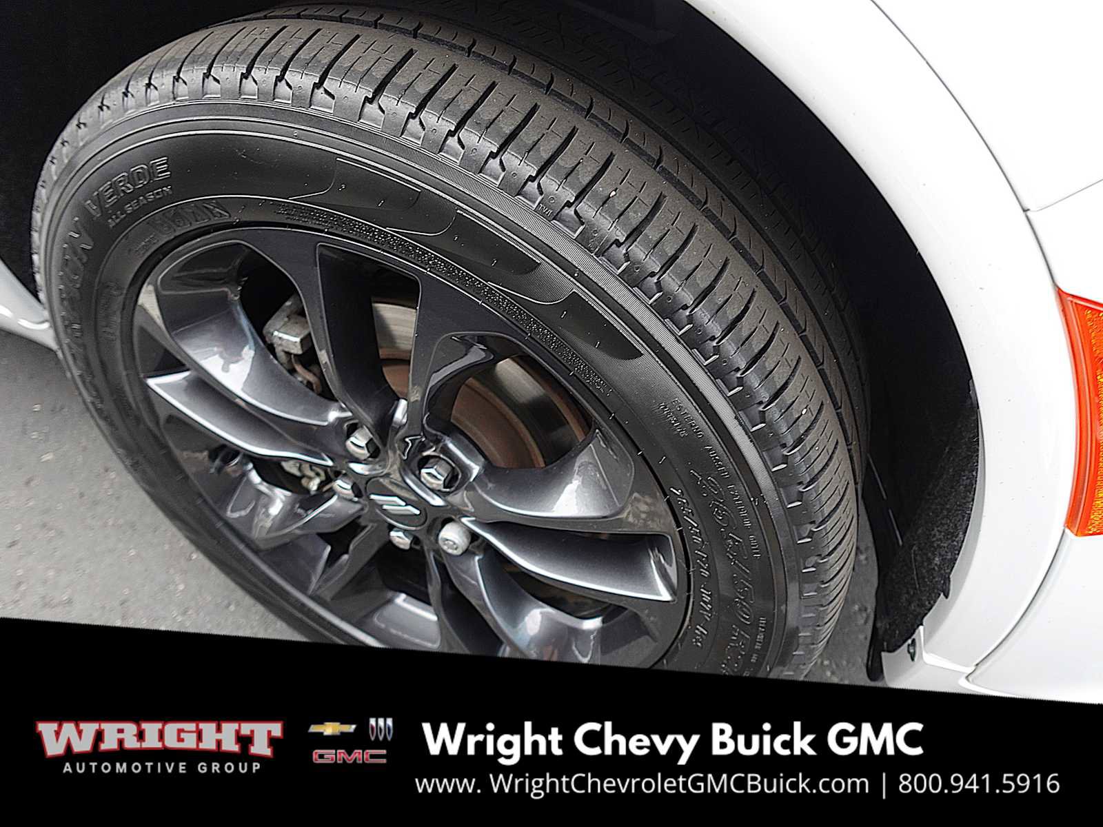 Used 2023 Dodge Durango GT image 35