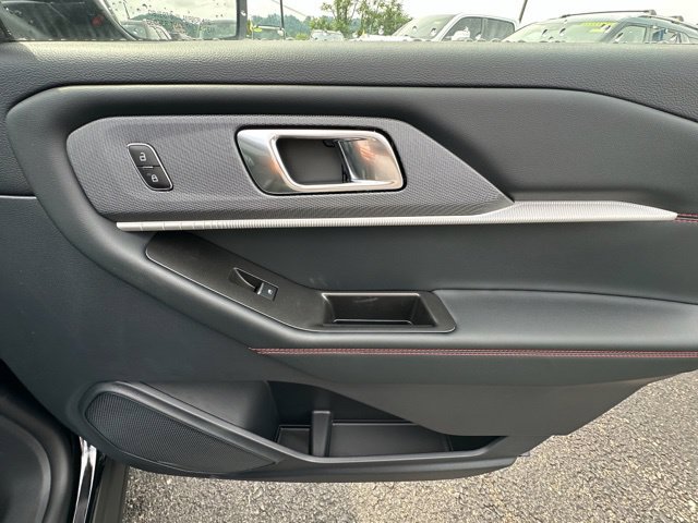 New 2026 Ford Explorer ST-Line w/ ST-Line Street Pack AWD/4WD image 26