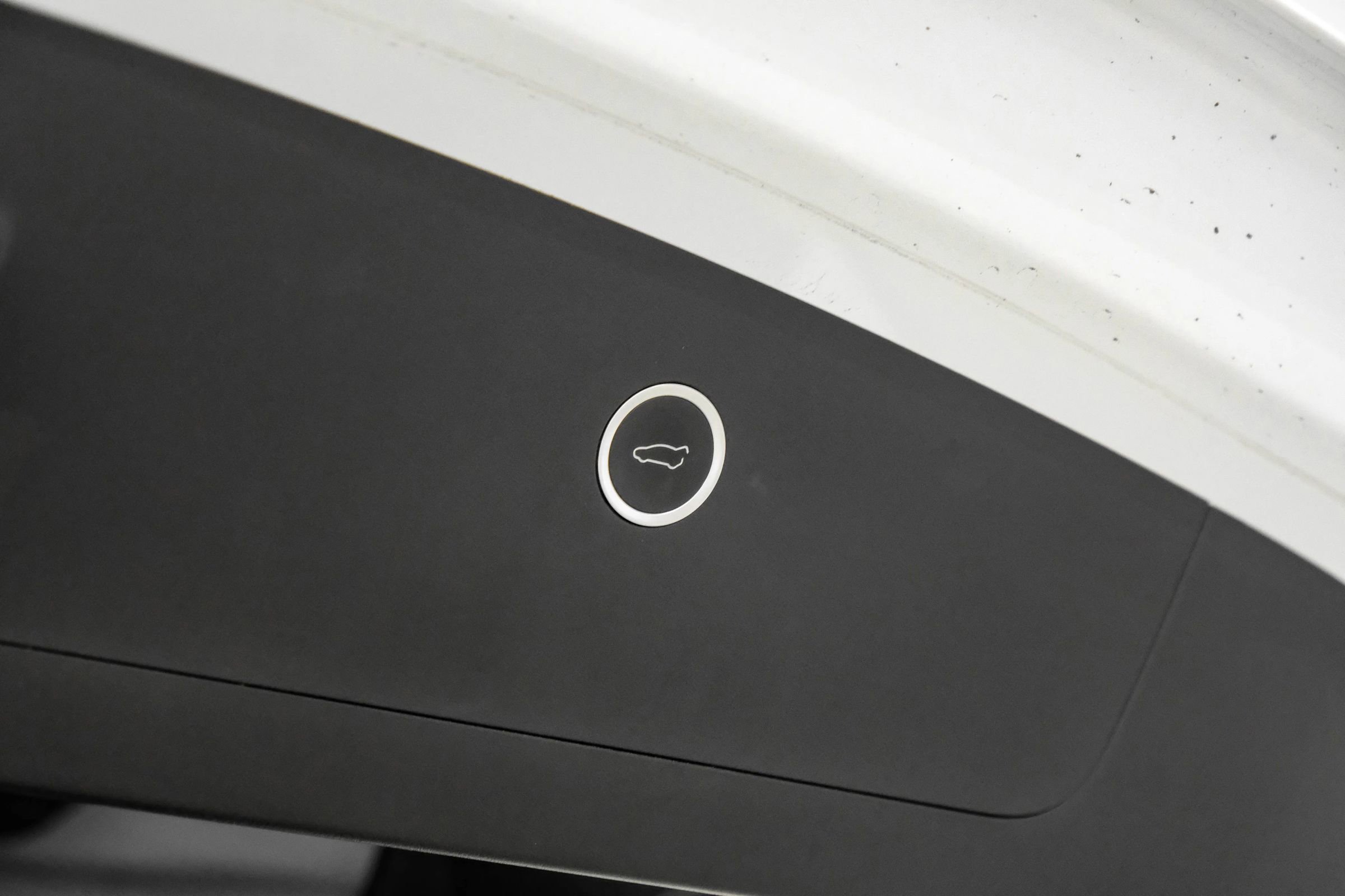 Used 2016 Tesla Model X P90D image 49