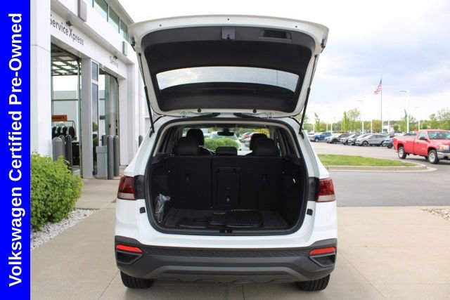 Used 2024 Volkswagen Taos SE AWD/4WD image 9