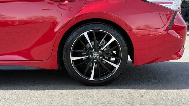 Used 2020 Toyota Camry XSE w/ Blackout Package FWD image 12