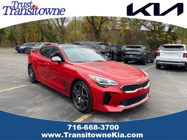 Certified 2022 Kia Stinger GT2 image 1