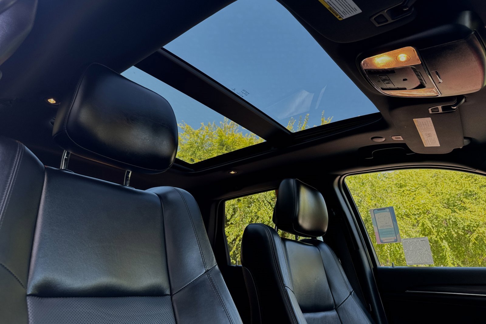 Certified 2021 Jeep Grand Cherokee Limited w/ Luxury Group II image 17