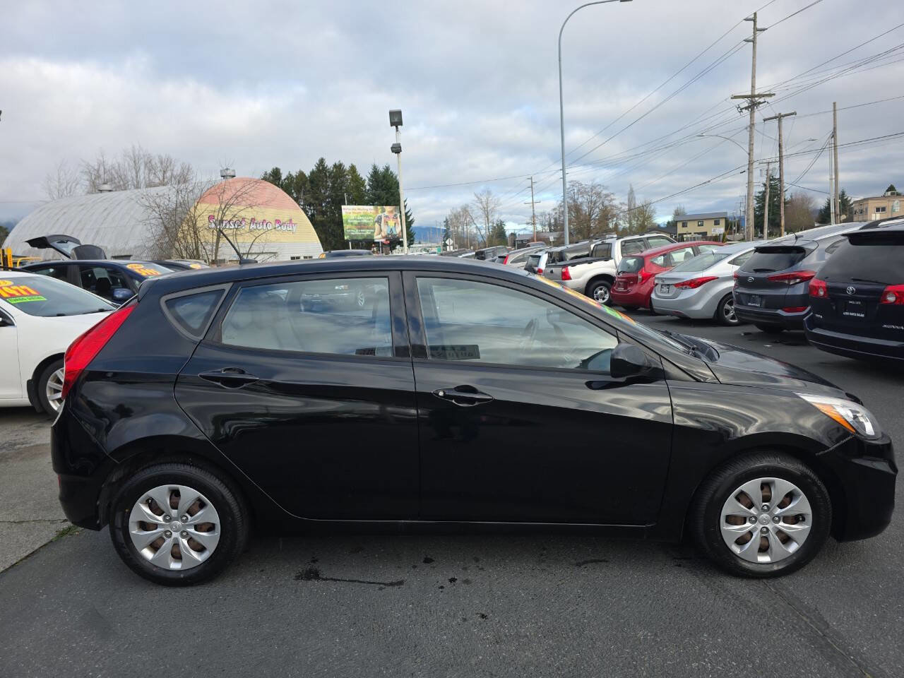 Used 2015 Hyundai Accent GS image 6