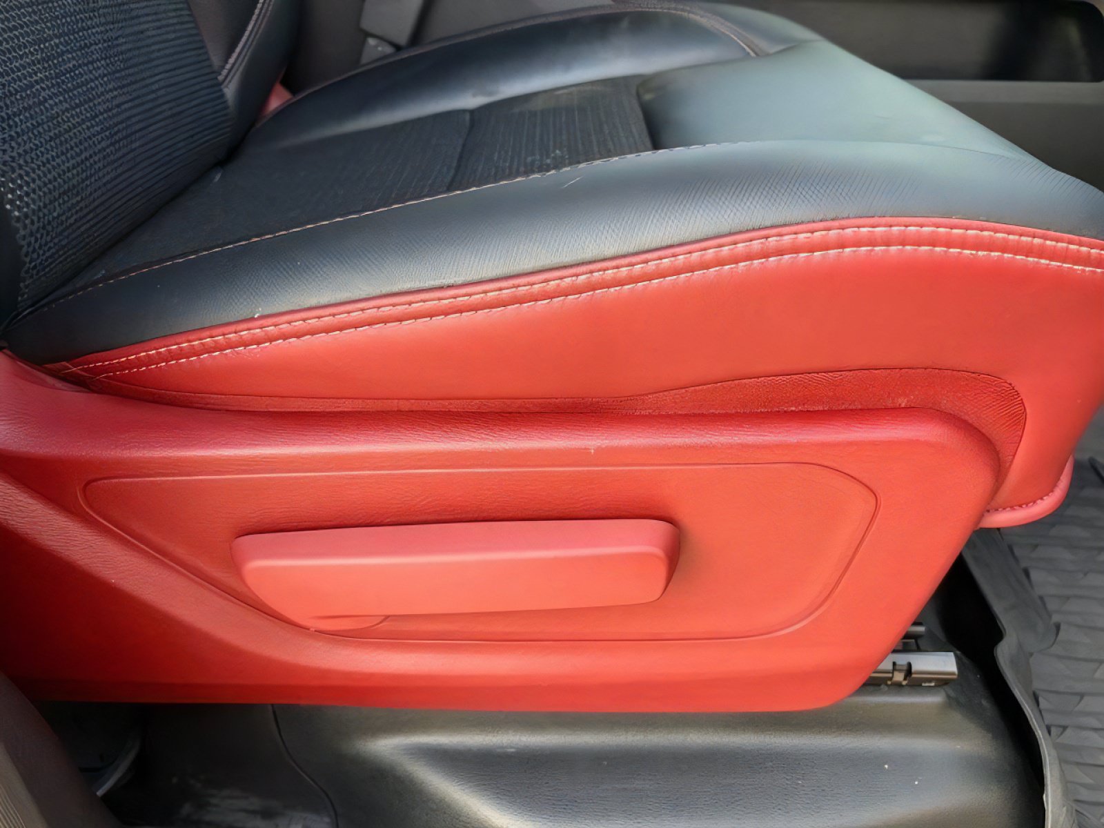 Used 2019 RAM 1500 Rebel w/ Rebel Level 2 Equipment Group AWD/4WD image 33