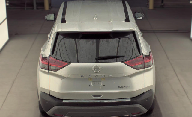 Used 2023 Nissan Rogue SV AWD/4WD image 10