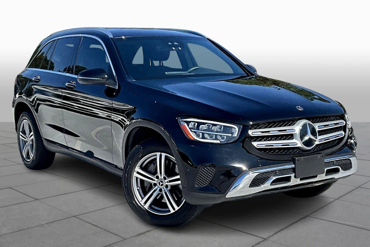 Used 2022 Mercedes-Benz GLC 300 w/ Premium Package Lite image 3