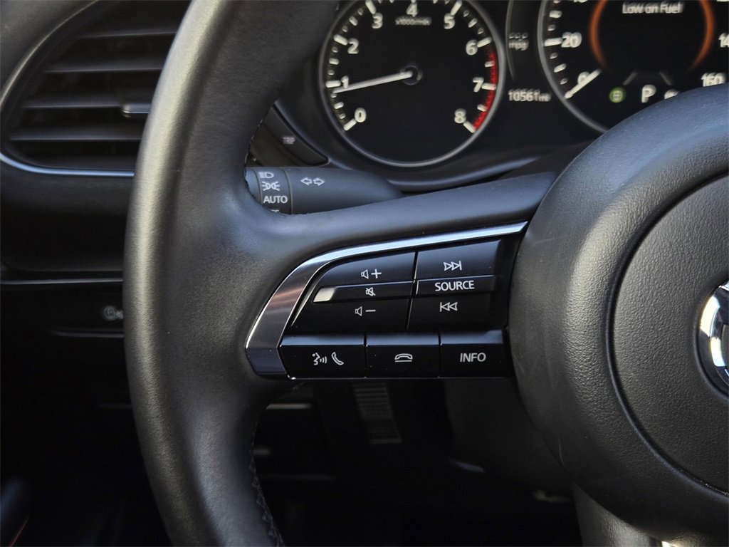 Certified 2025 MAZDA MAZDA3 Carbon w/ Appearance Package image 22