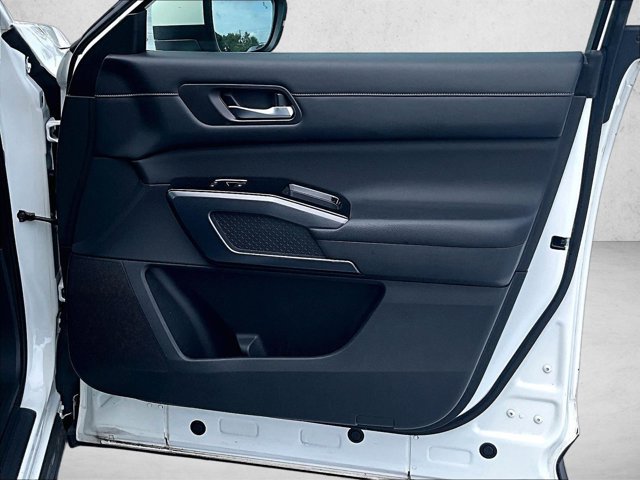 Used 2023 Nissan Pathfinder SL w/ SL Premium Package FWD image 19