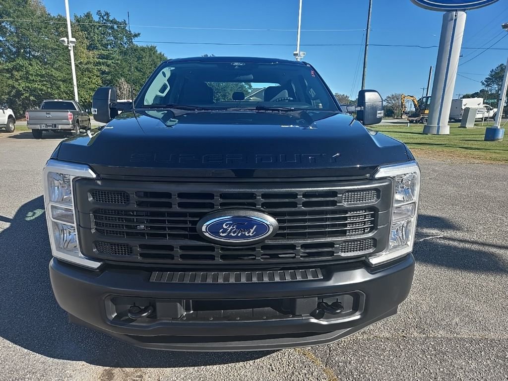 New 2026 Ford F250 XL w/ F-250 >10K GVWR Package image 2