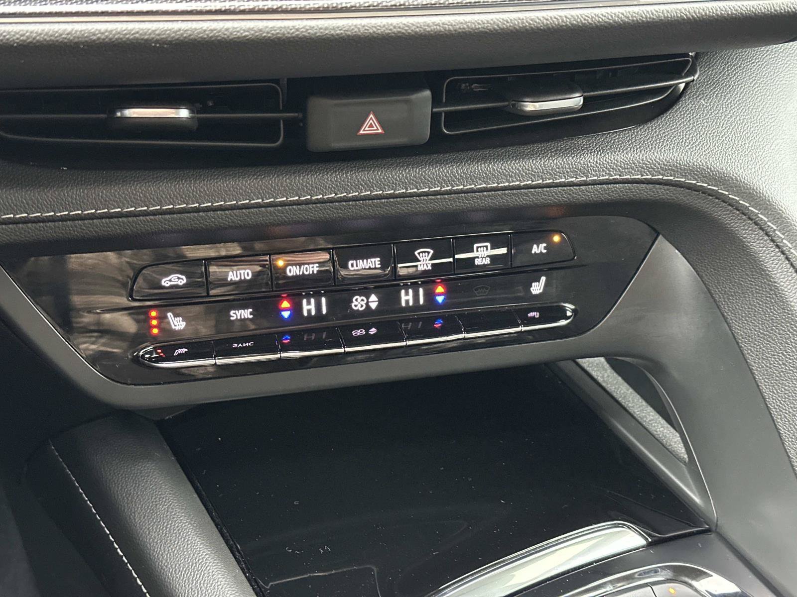 Certified 2023 Buick Envision Preferred AWD/4WD image 29