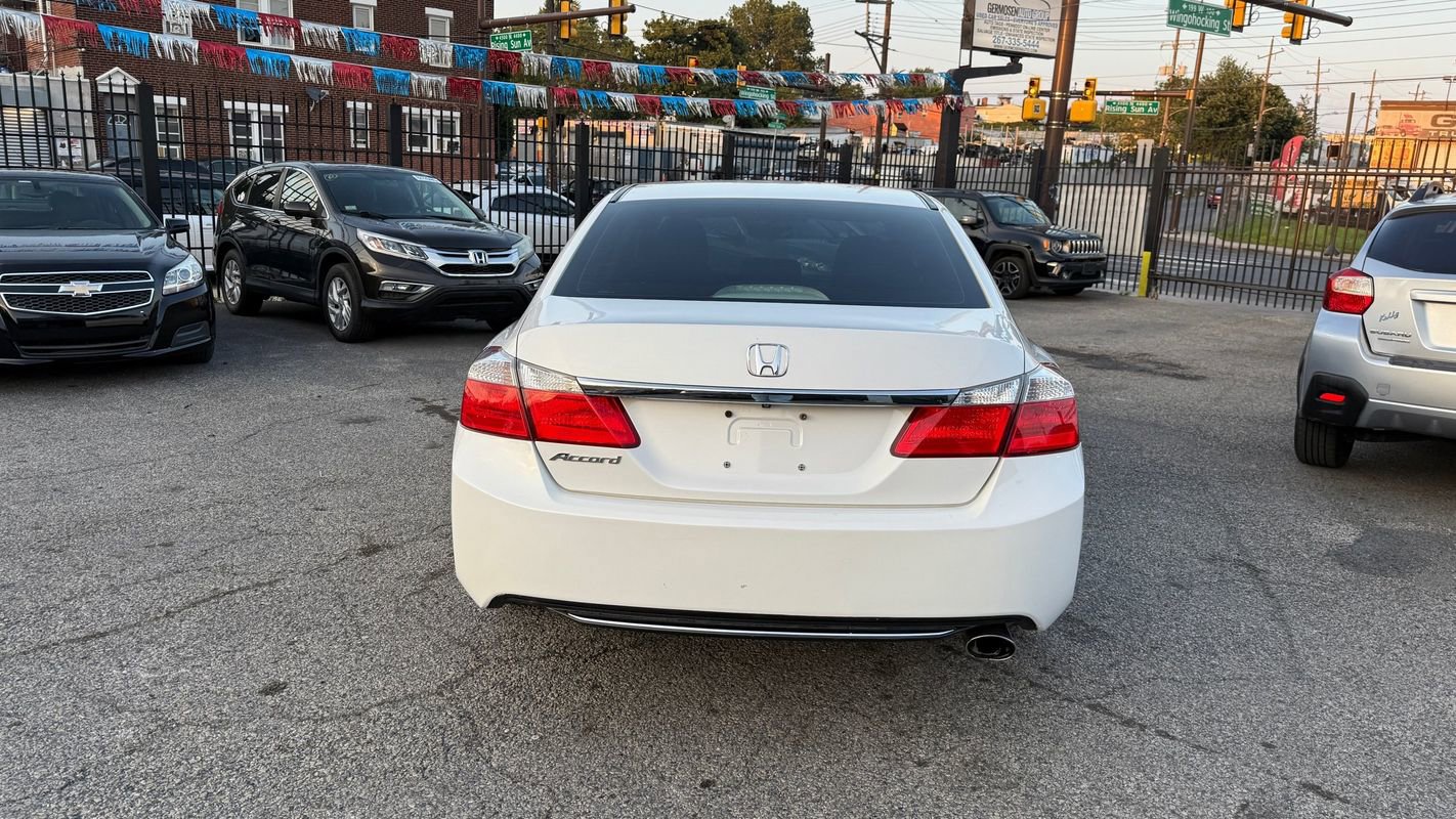 Used 2015 Honda Accord LX image 4