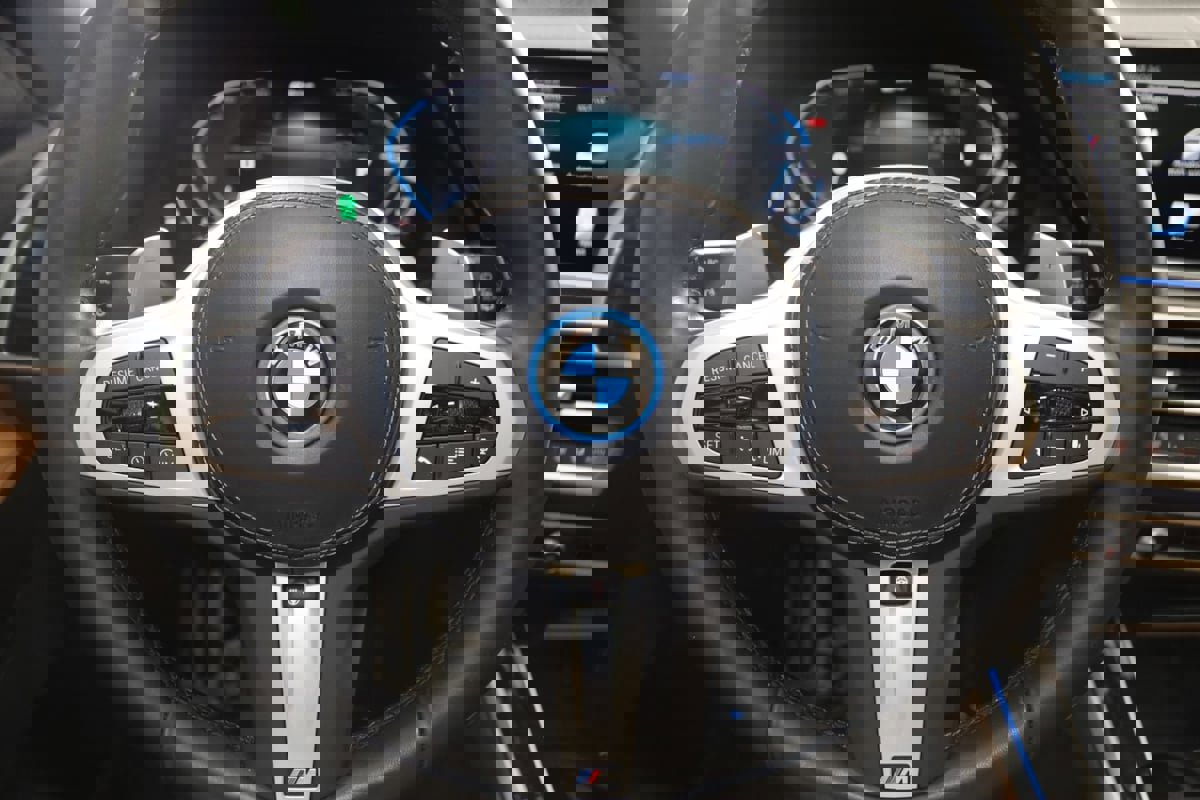 Used 2023 BMW X5 xDrive45e w/ M Sport Package image 47