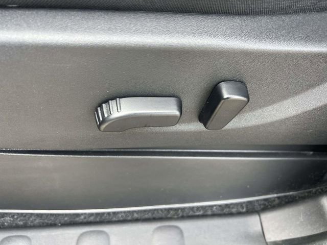 Used 2024 Nissan Frontier PRO-4X w/ Technology Package image 19