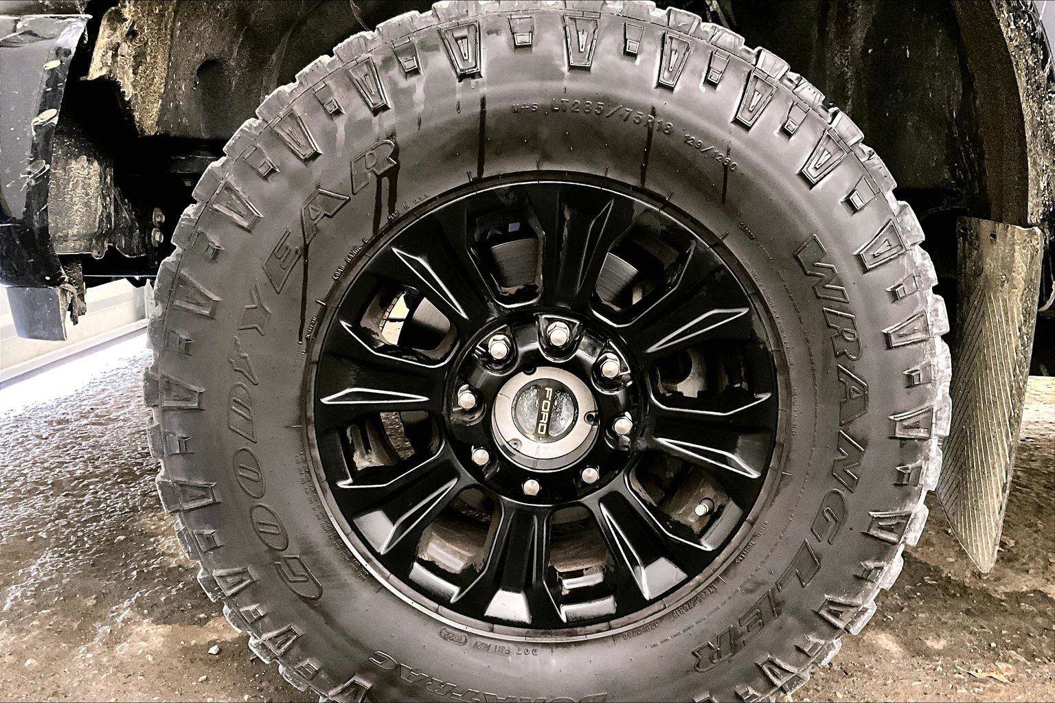 Used 2022 Ford F250 Platinum w/ Tremor Off-Road Package image 8