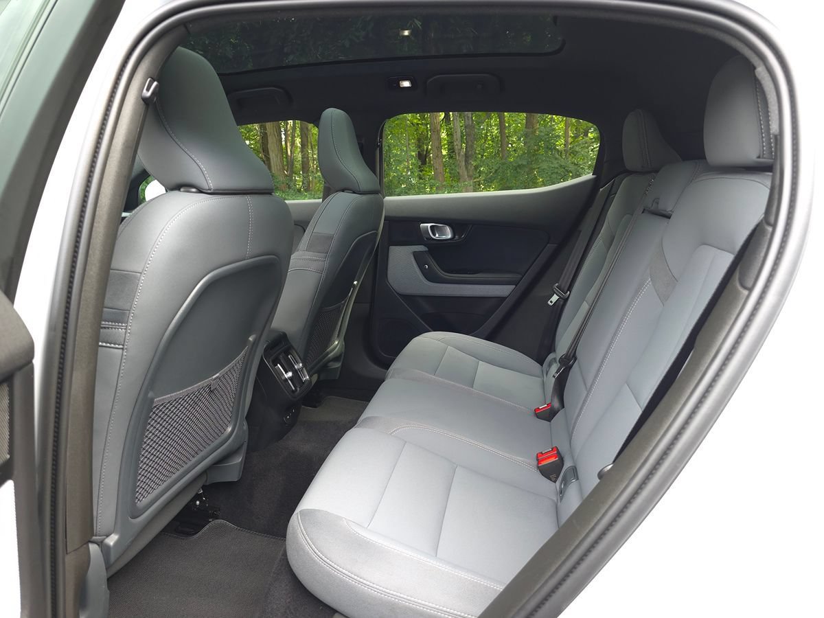 Used 2023 Polestar Polestar 2 w/ Pilot Pack FWD image 15