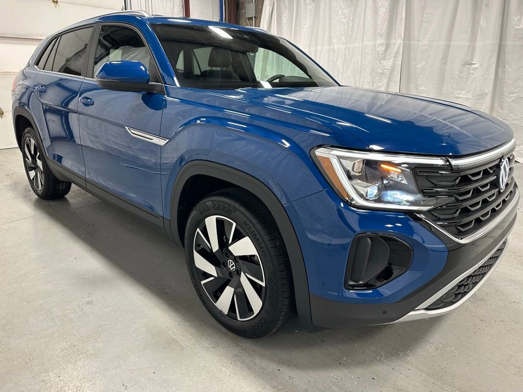 Used 2025 Volkswagen Atlas Cross Sport SE