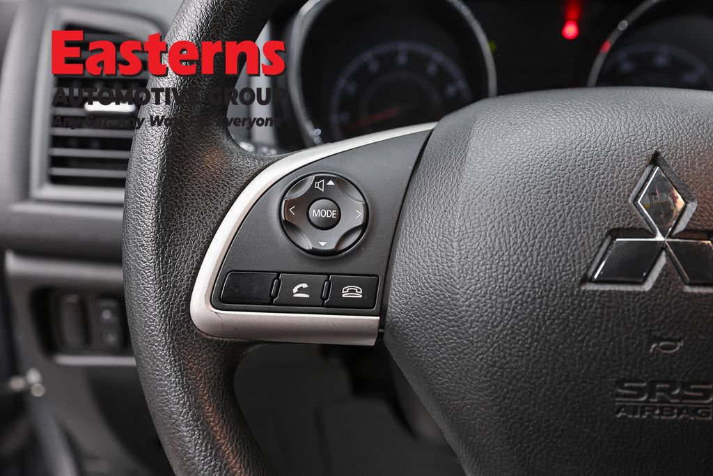 Used 2024 Mitsubishi Outlander Sport ES AWD/4WD image 17