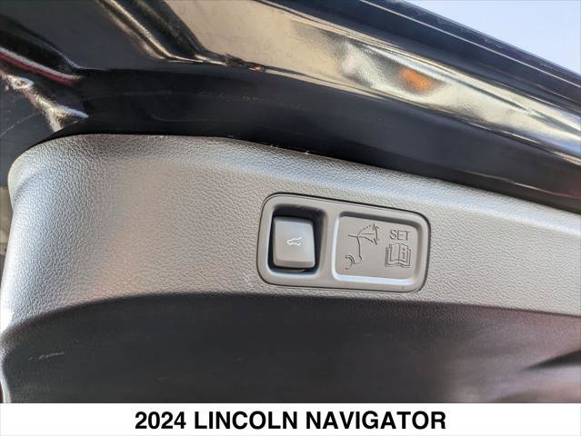 Certified 2024 Lincoln Navigator Reserve image 26