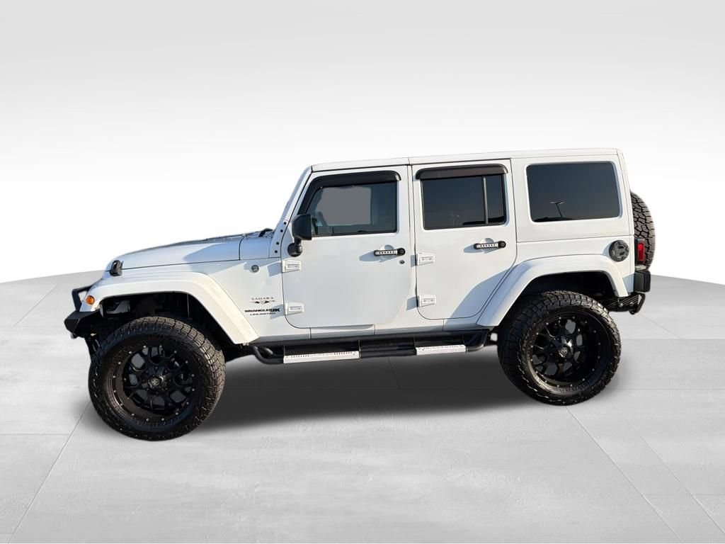 Used 2018 Jeep Wrangler Unlimited Sahara image 2