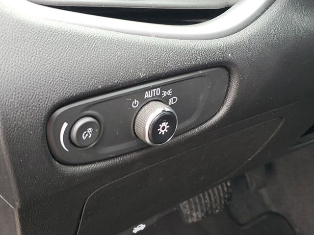 Used 2024 Chevrolet Malibu LT image 32