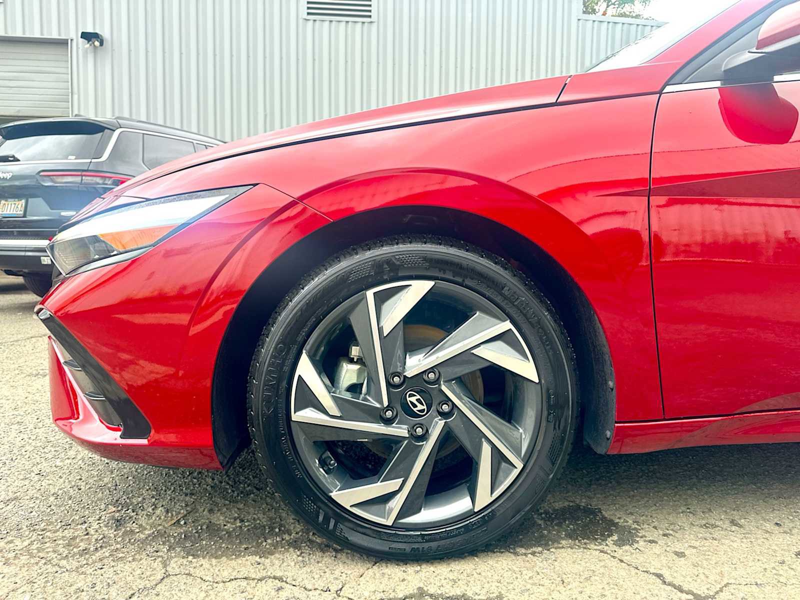 Used 2024 Hyundai Elantra SEL w/ Convenience Package image 18