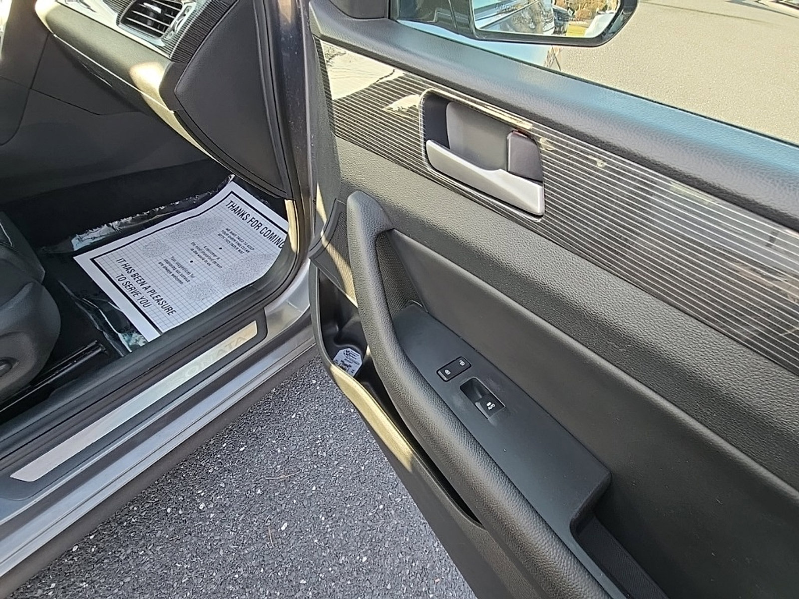 Used 2018 Hyundai Sonata Limited image 48